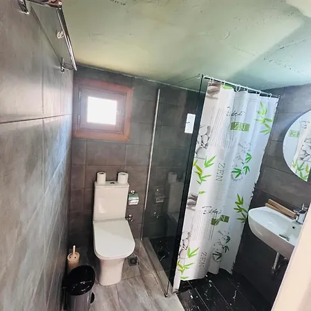 Anastasia's Private Katelios